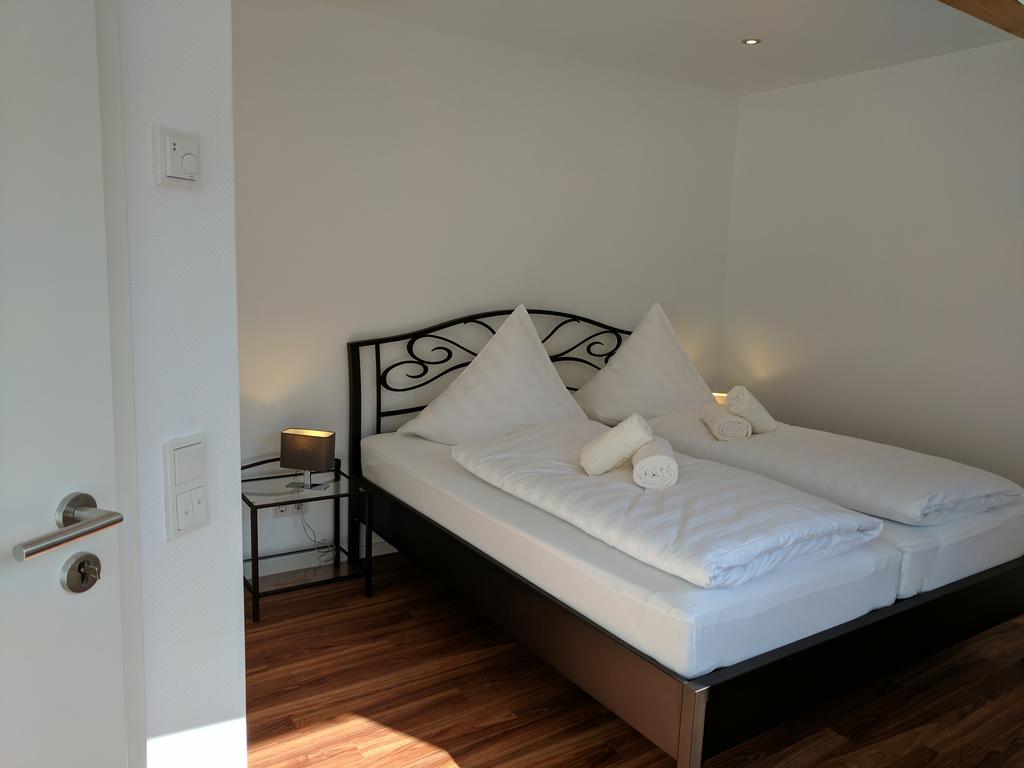 Ferienwohnung "Zum Klosterruinenblick" Kröv Exterior foto